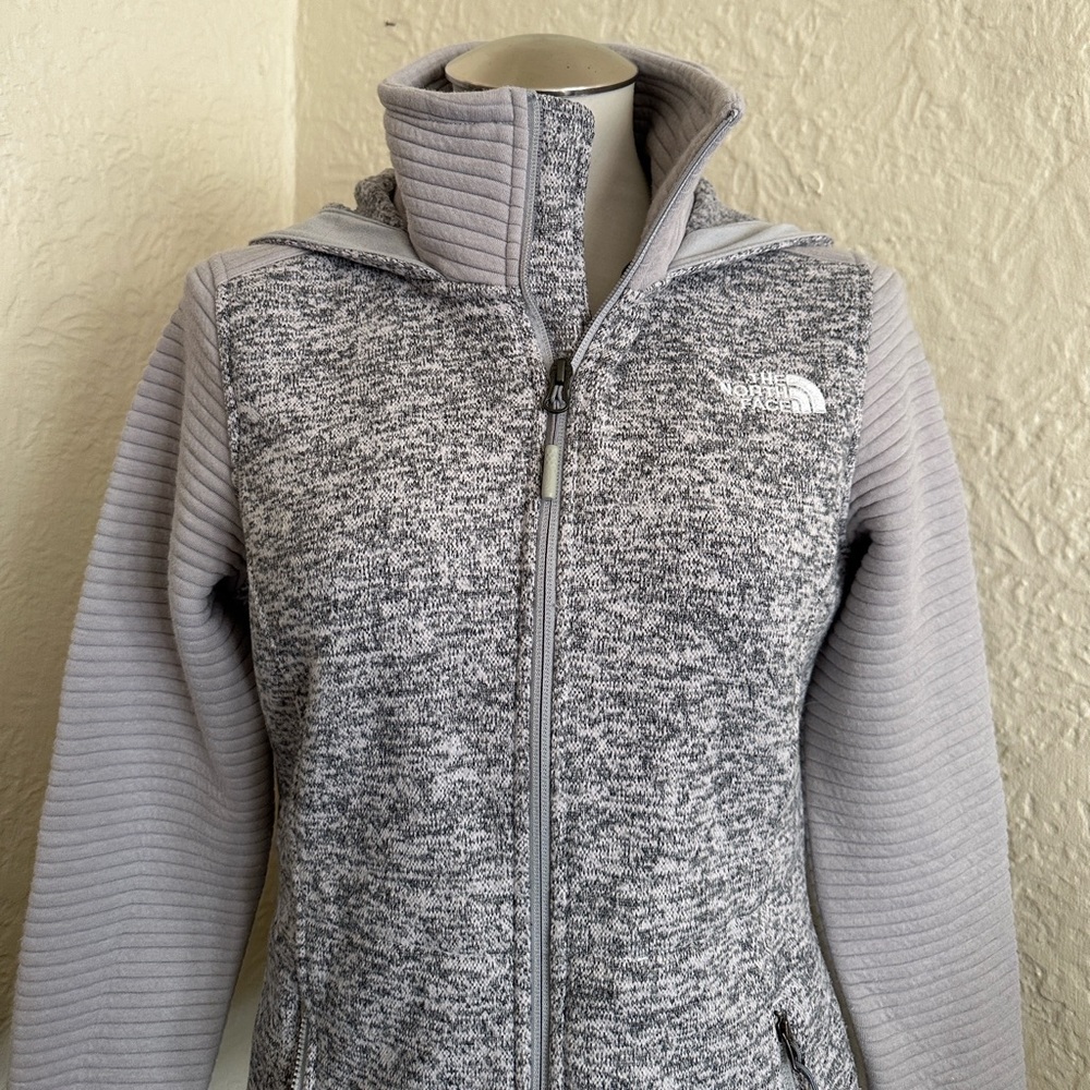 The North Face Indi Fleece Hooded Jacket Light Gray Small - Picture 3 of 10